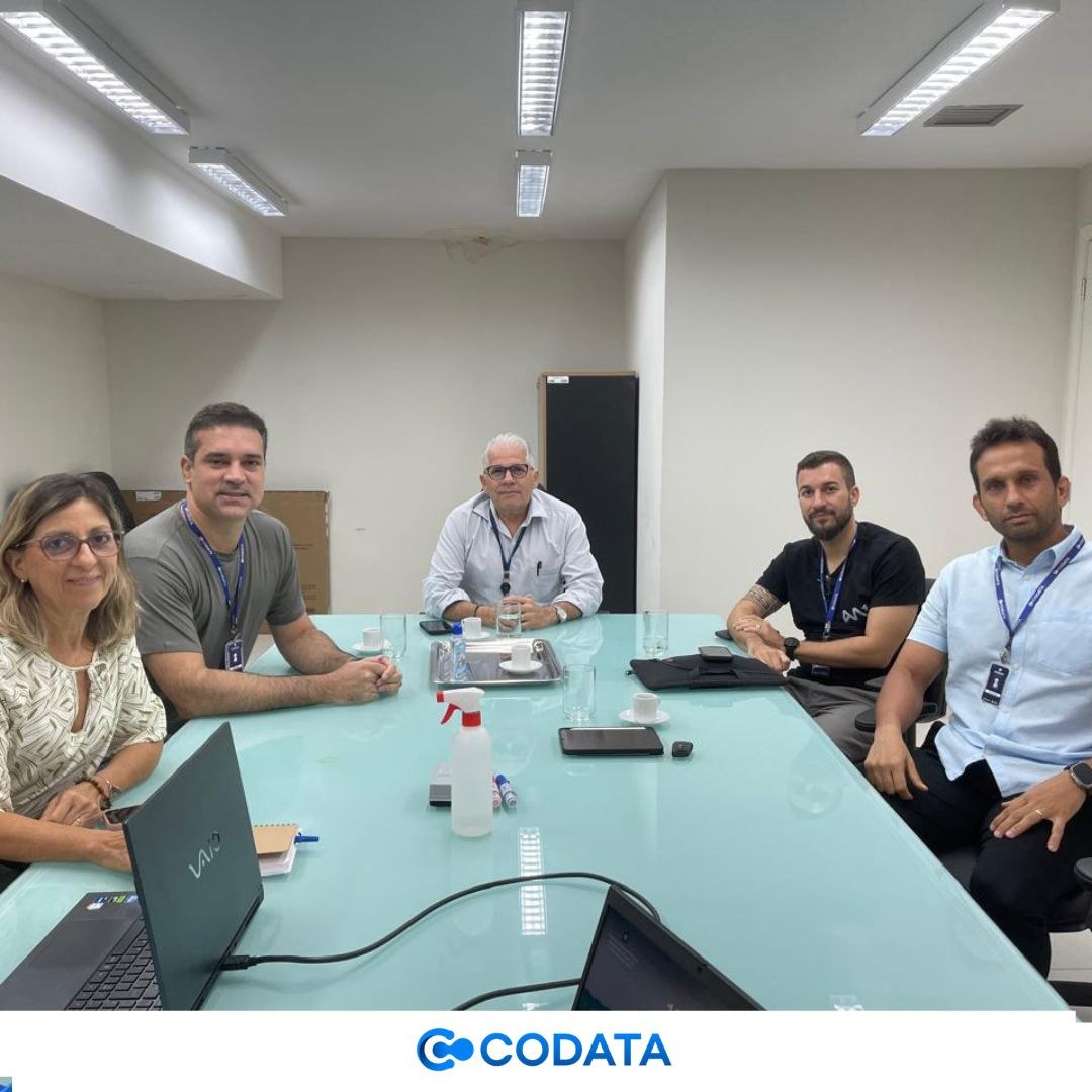 O encontro teve como objetivo iniciar tratativas para uma parceria institucional entre a CODATA e a INOVACENTRO, com foco no desenvolvimento de projetos inovadores voltados à valorização e modernização do Centro Histórico da capital paraibana.