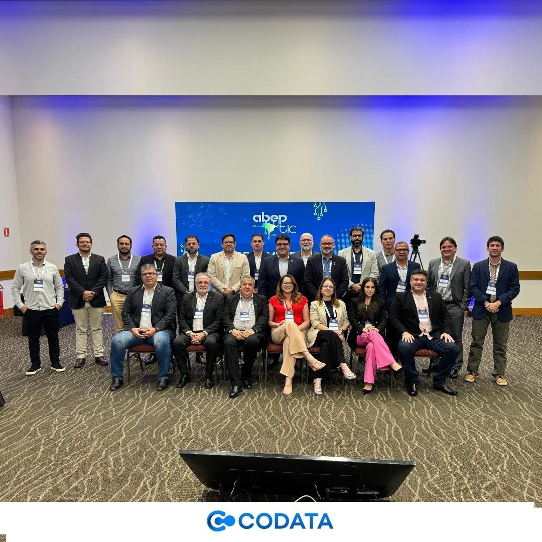 O evento reuniu líderes de entidades associadas para discutir inovações tecnológicas, segurança cibernética e as transformações digitais que estão moldando o setor público.