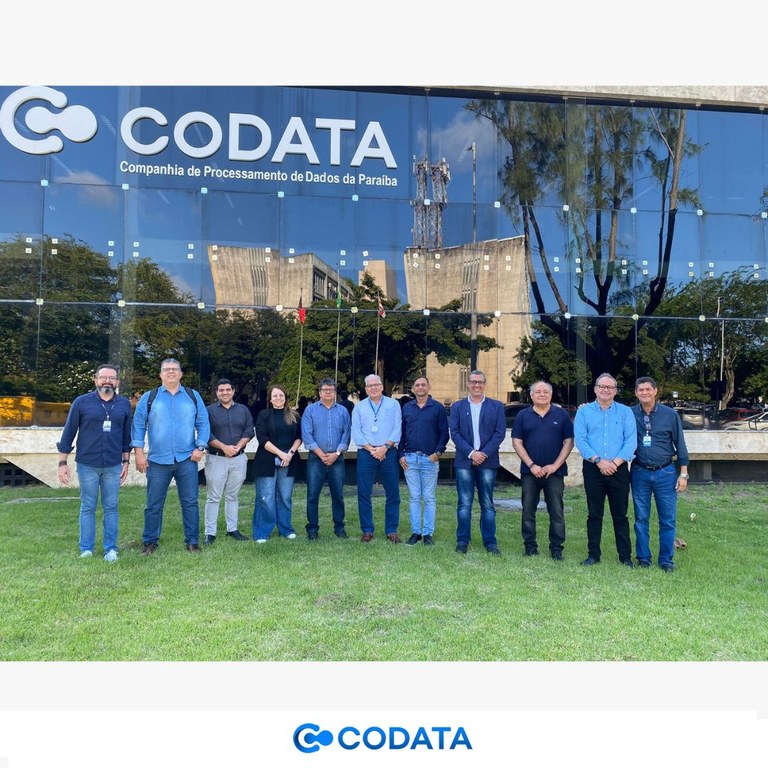 Comitiva de Gestores Públicos de TIC Visita a CODATA